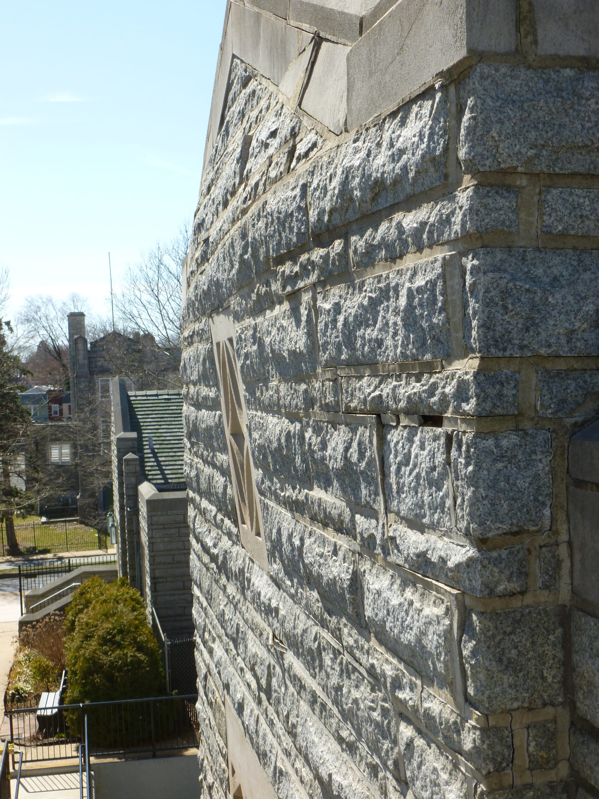 church wall bowing